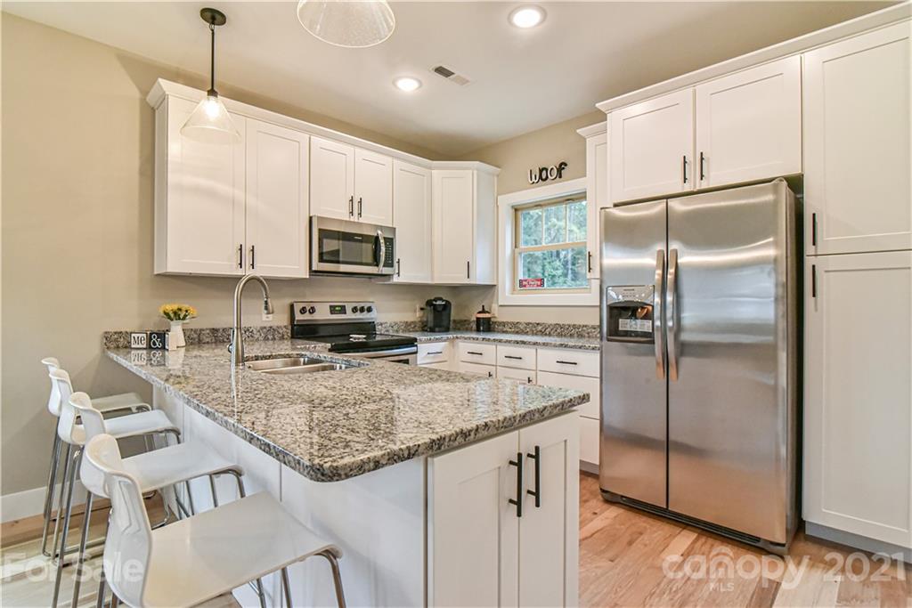44 Wheeler Road Weaverville, NC 28787 - Photo 4 of 11 Gallery Image 4