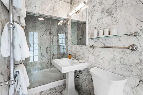 $8,895,000 | 162 Peruvian Avenue, Palm Beach, FL 33480