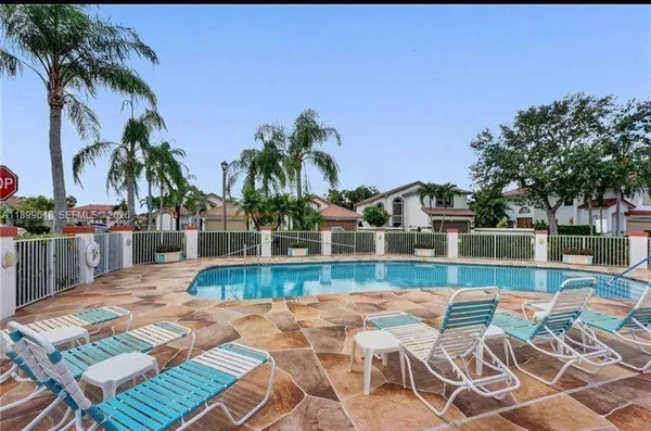 $714,000 | 6953 Columbia Court, Margate, FL 33063