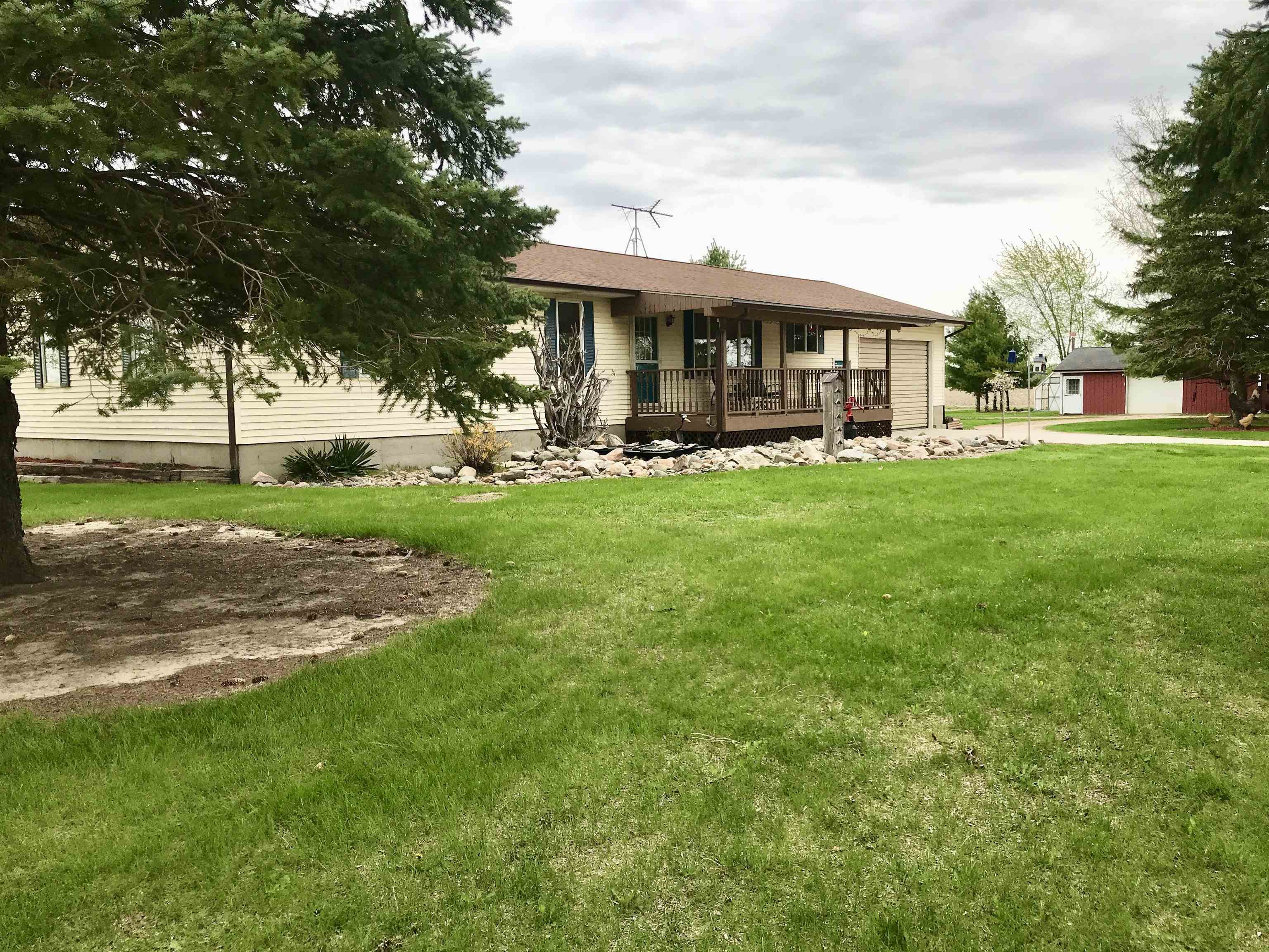 1989 South Crapo Road Ithaca, MI 48847 - Photo 38 of 64