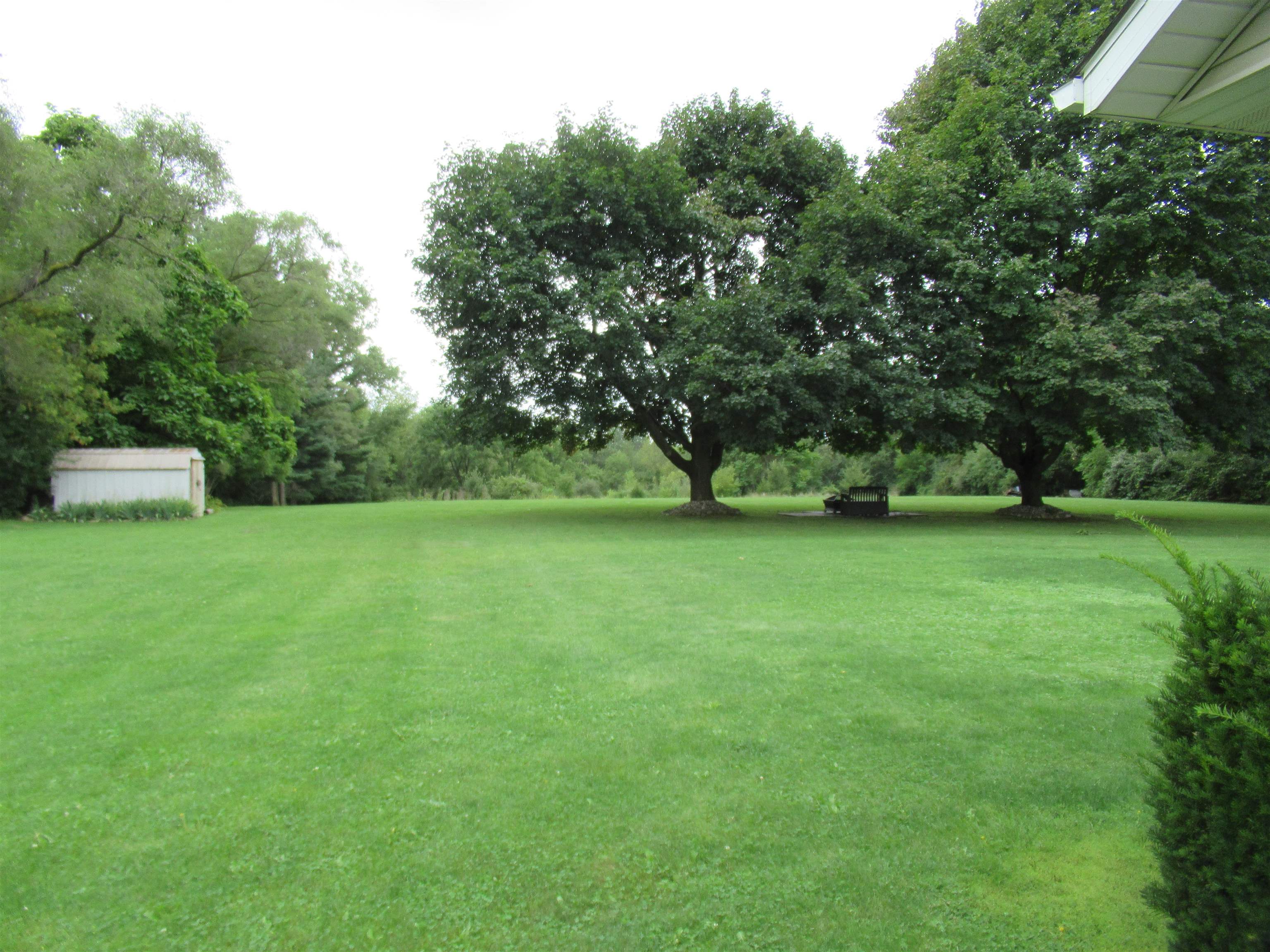 5055 Kelly Road Flint, MI 48504 - Photo 39 of 49 50120095-38.JPG
