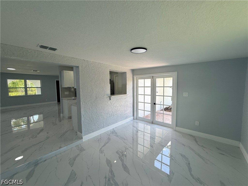 2008 Lotus Road Fort Myers, FL 33905 - Photo 11 of 29 Gallery Image 11