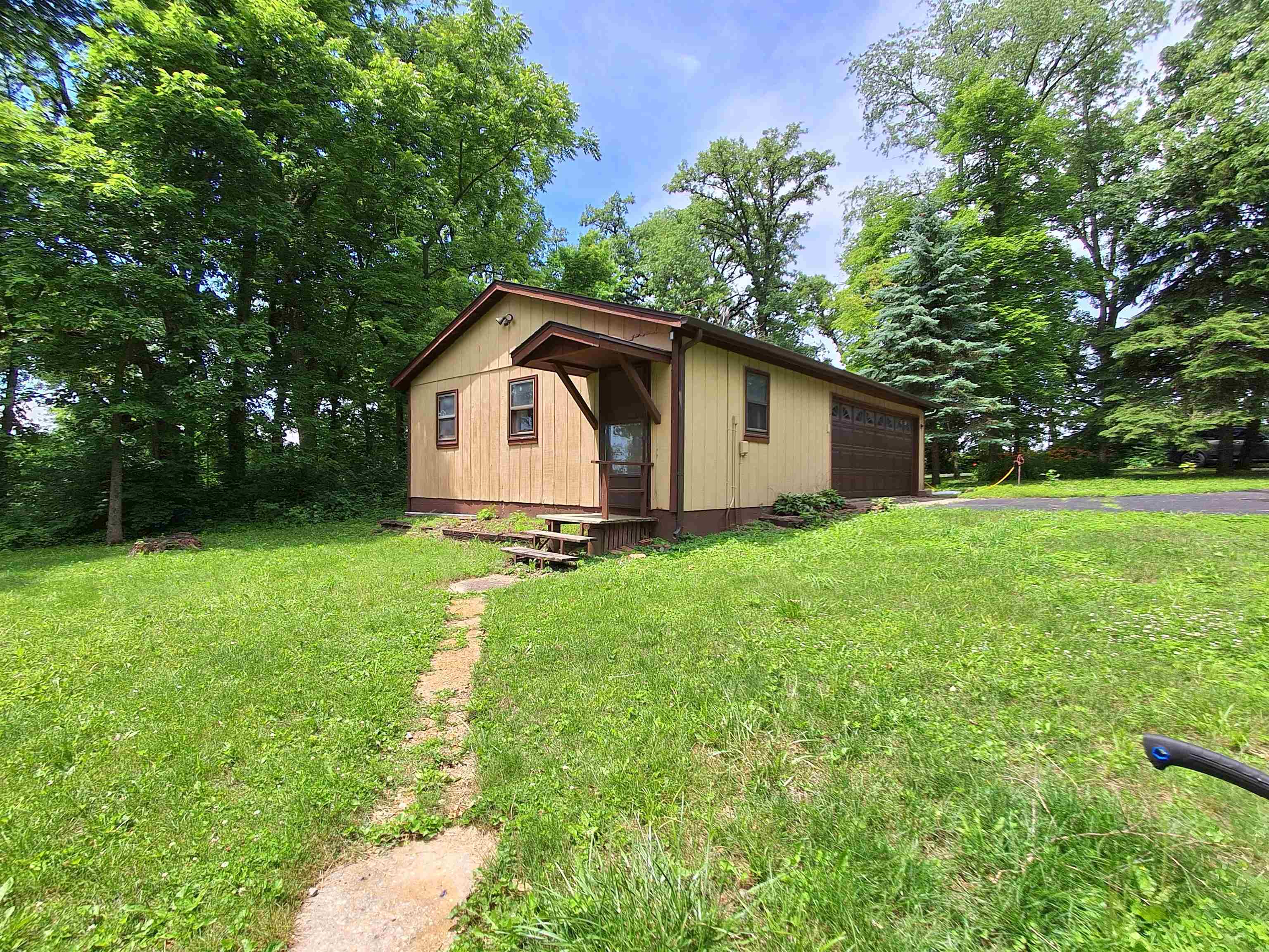 10279 Flory Road Lanark, IL 61046 - Photo 8 of 24