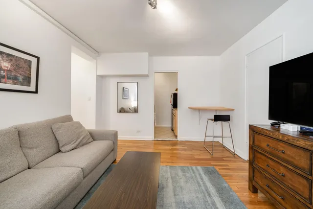 $399,000 | 50-54 East 8th Street, Unit 6L | Greenwich Village