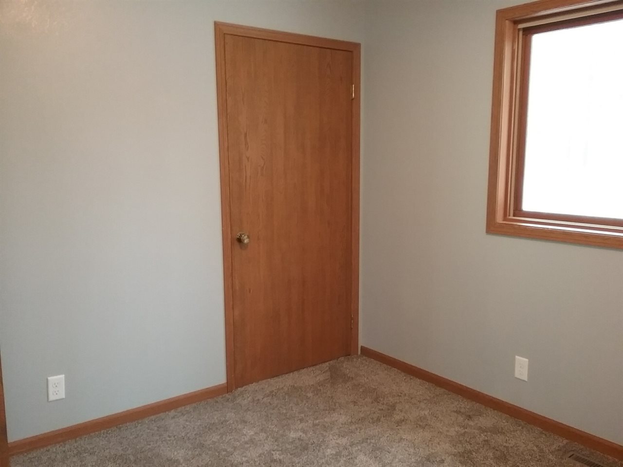 11243 East Pickard Road Mount Pleasant, MI 48858 - Photo 13 of 37 1872840-12.JPG