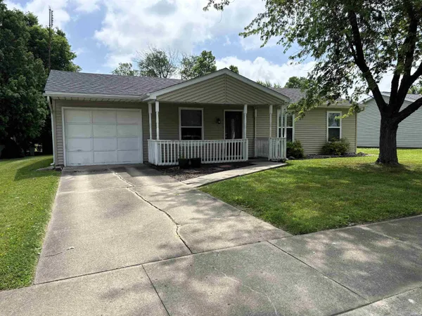 $169,900 | 1017 Bellvue Drive, Kendallville, IN 46755