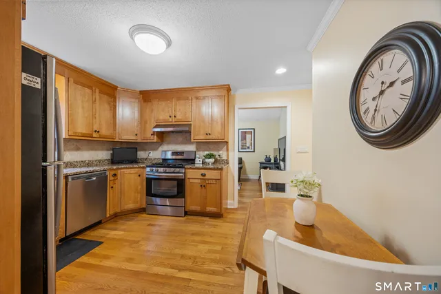 $369,900 | 49 Quarry Village Road, Unit 49, Cheshire, CT 06410