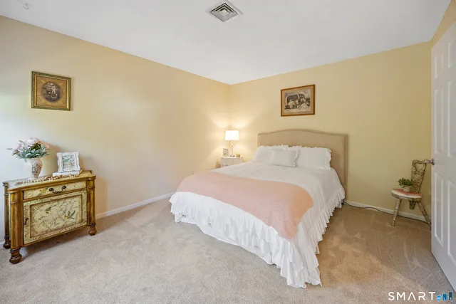 $369,900 | 49 Quarry Village Road, Unit 49, Cheshire, CT 06410