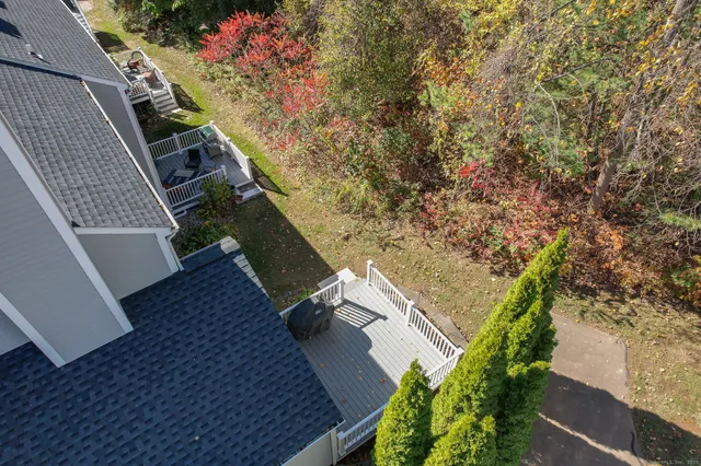 $369,900 | 49 Quarry Village Road, Unit 49, Cheshire, CT 06410