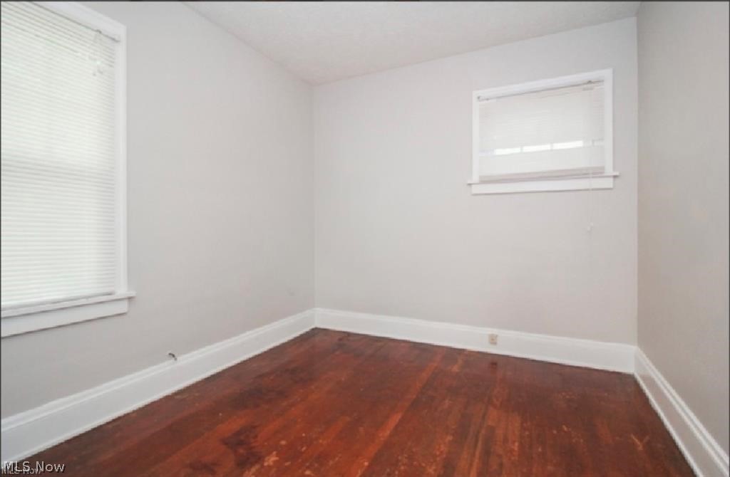 971 Rushleigh Road Cleveland Heights, OH 44121 - Photo 12 of 14