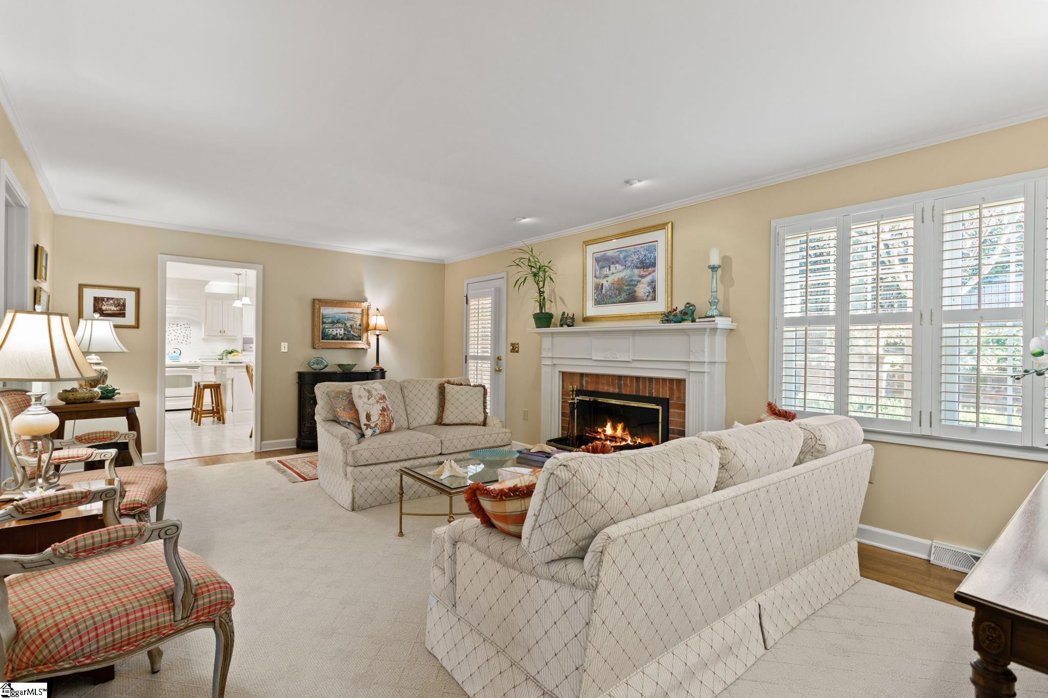 105 West Shallowstone Road Greer, SC 29650 - Photo 7 of 36 Gallery Image 7
