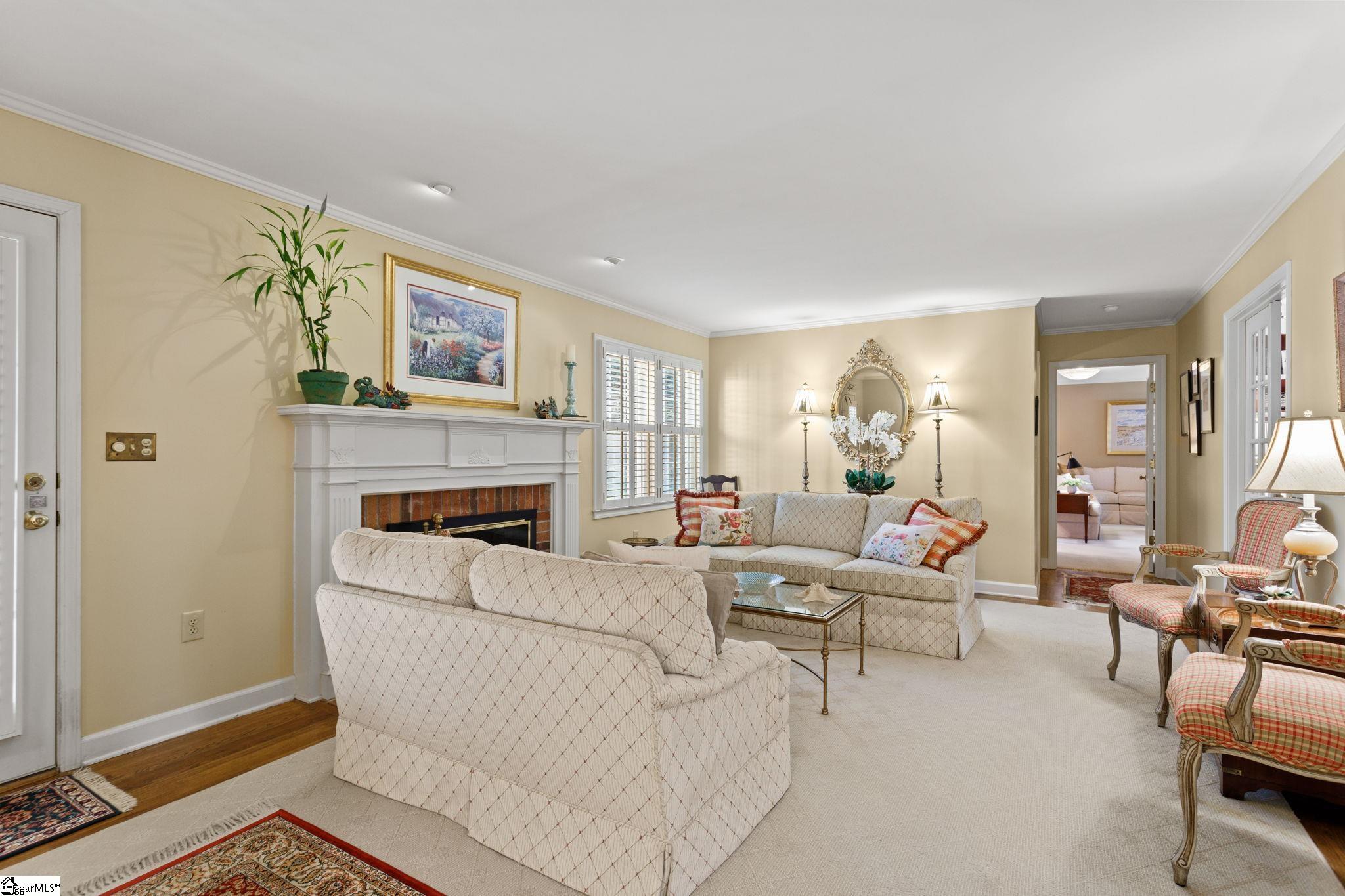 105 West Shallowstone Road Greer, SC 29650 - Photo 8 of 36 Gallery Image 8