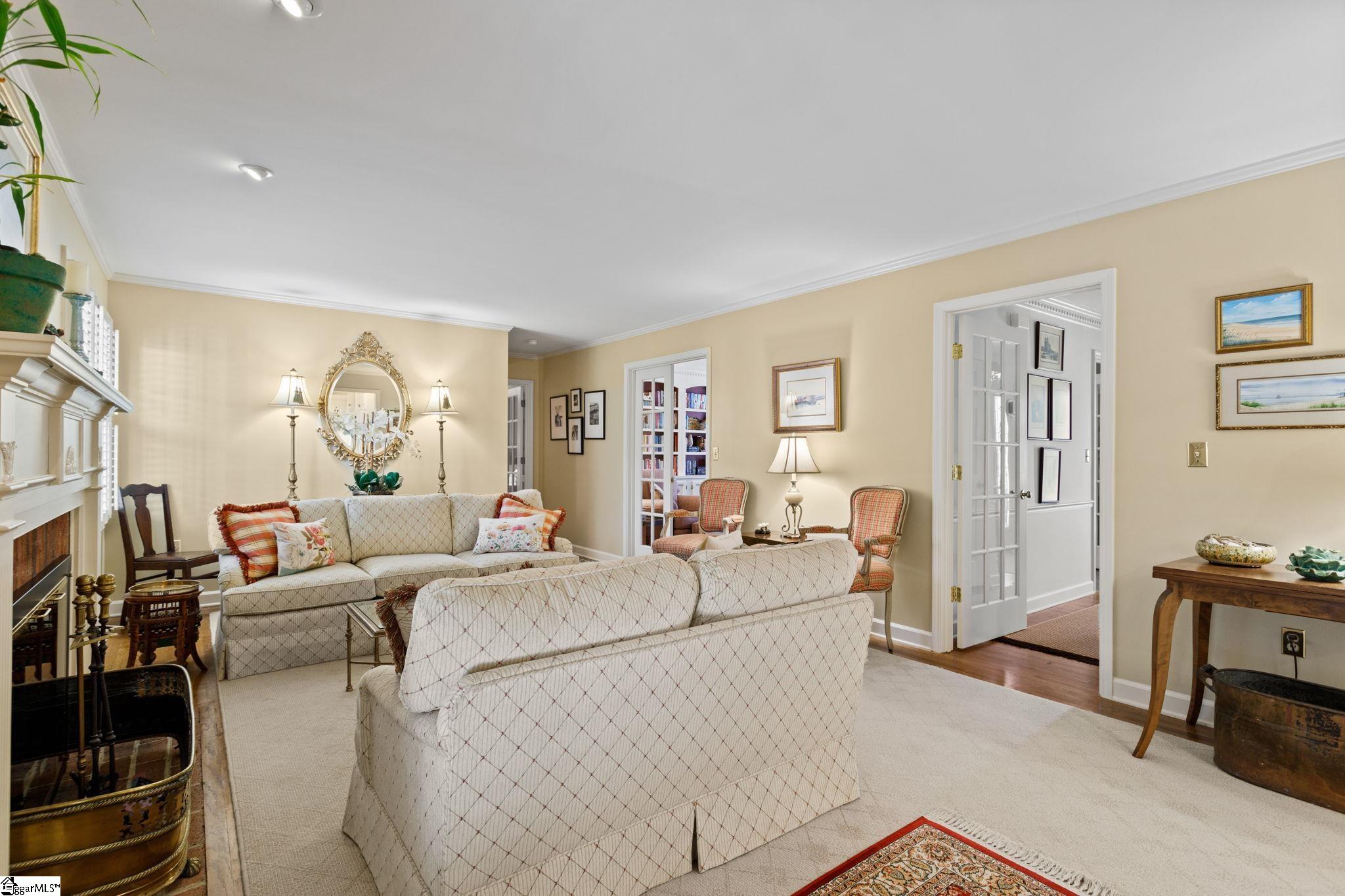 105 West Shallowstone Road Greer, SC 29650 - Photo 9 of 36 Gallery Image 9