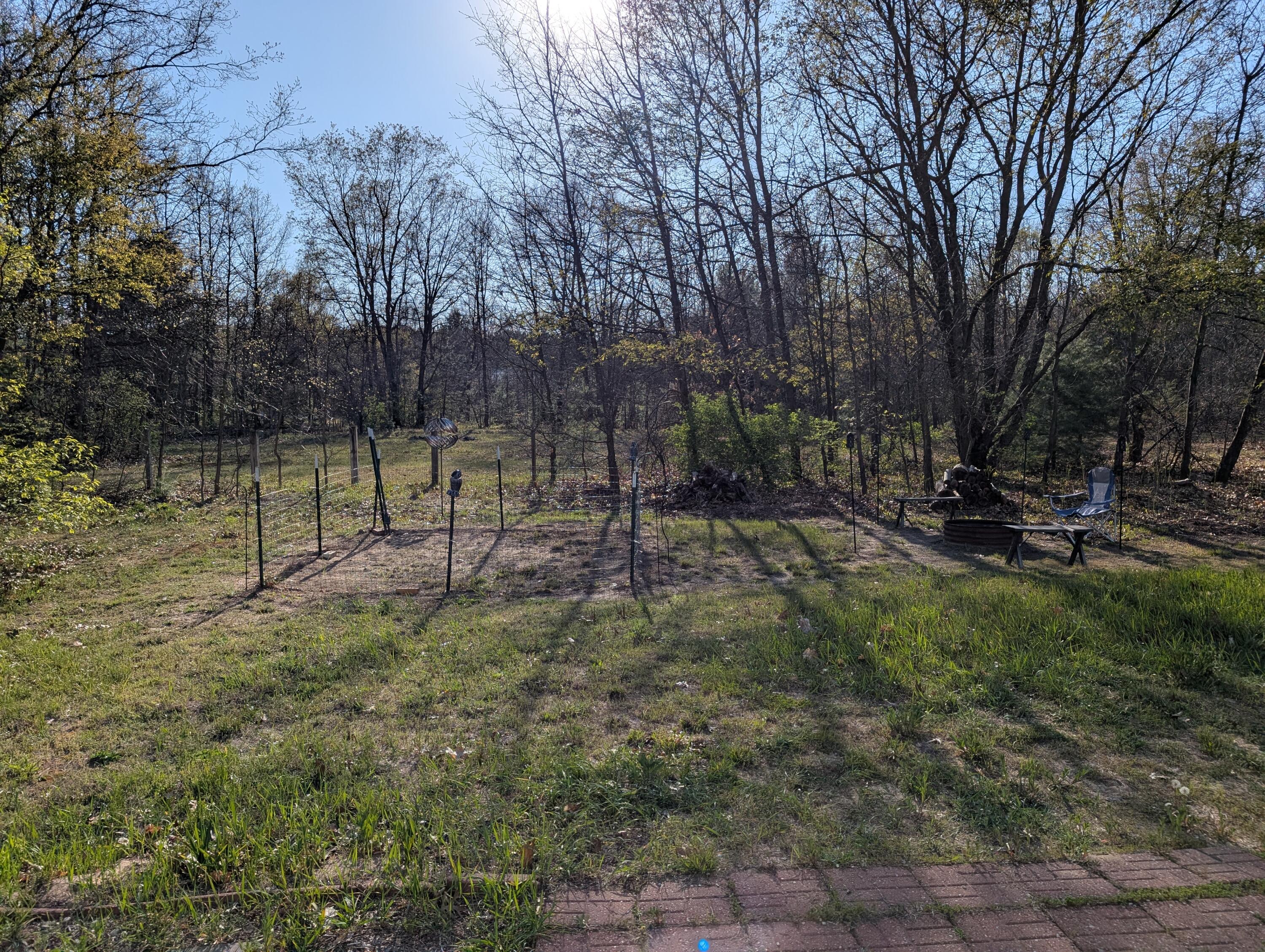 626 West River Road Muskegon, MI 49445 - Photo 6 of 28 Outside3
