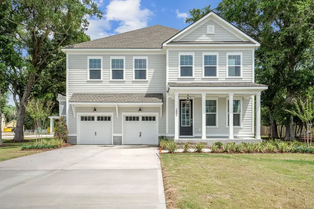 $949,000 | 2004 Sea Water Drive, Charleston, SC 29412