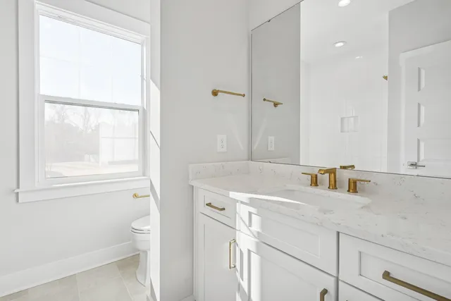 $949,000 | 2004 Sea Water Drive, Charleston, SC 29412