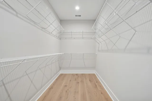 $949,000 | 2004 Sea Water Drive, Charleston, SC 29412