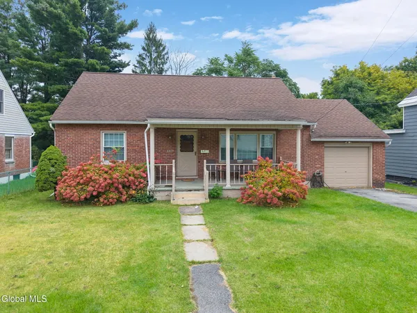 $249,999 | 1319 Bradford Street, Schenectady, NY 12306