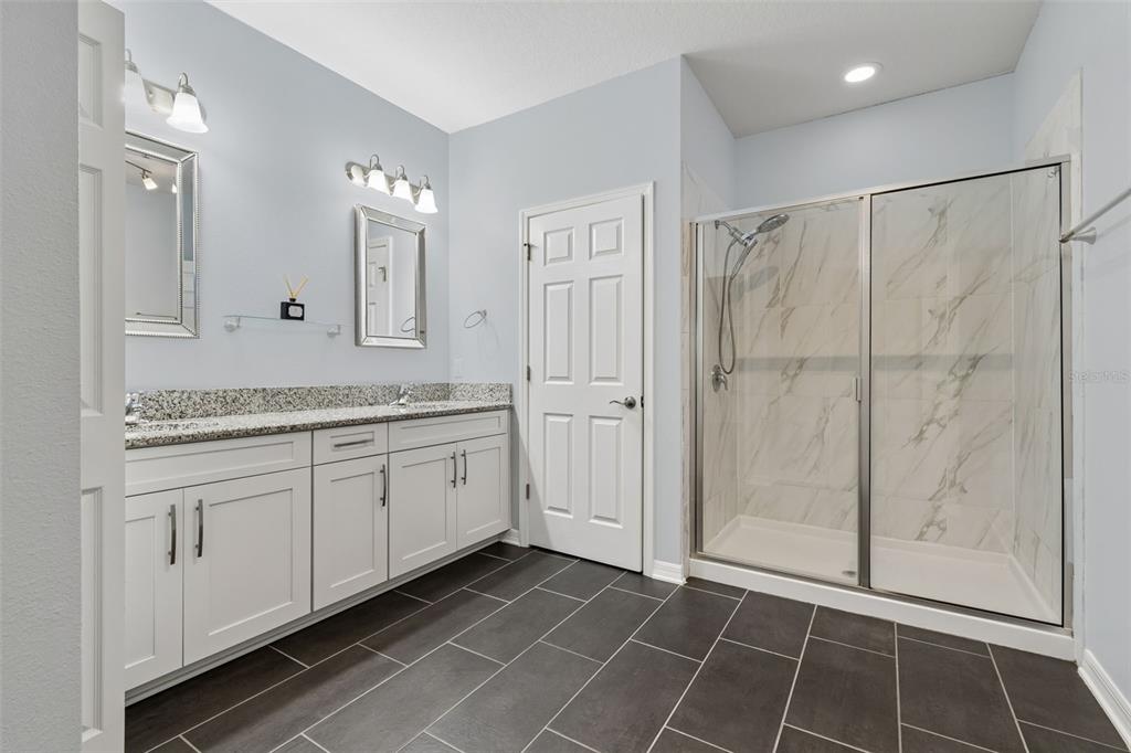 9210 Fox Sparrow Road Tampa, FL 33626 - Photo 3 of 36
