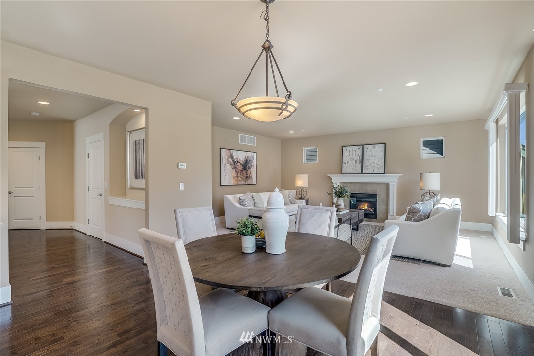 5221 Northeast 9th Place Renton, WA 98059 - Photo 11 of 25 Gallery Image 11