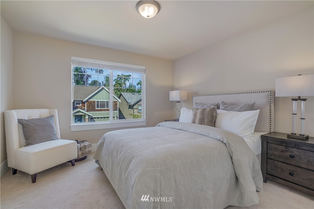 5221 Northeast 9th Place Renton, WA 98059 - Photo 15 of 25 Gallery Image 15