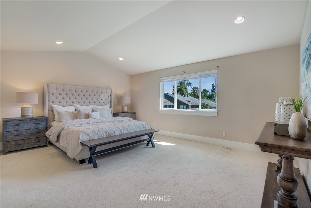 5221 Northeast 9th Place Renton, WA 98059 - Photo 17 of 25 Gallery Image 17