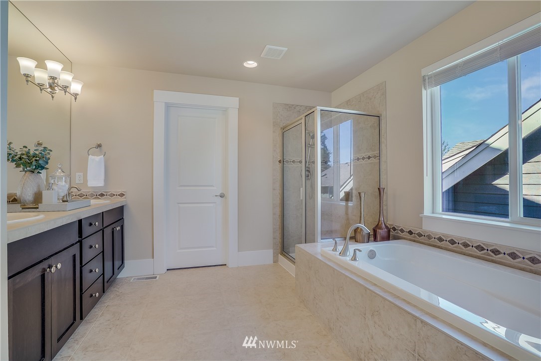 5221 Northeast 9th Place Renton, WA 98059 - Photo 19 of 25 Gallery Image 19