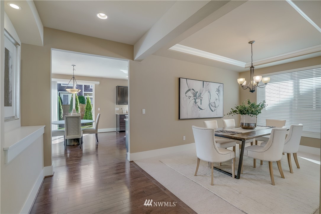 5221 Northeast 9th Place Renton, WA 98059 - Photo 5 of 25 Gallery Image 5