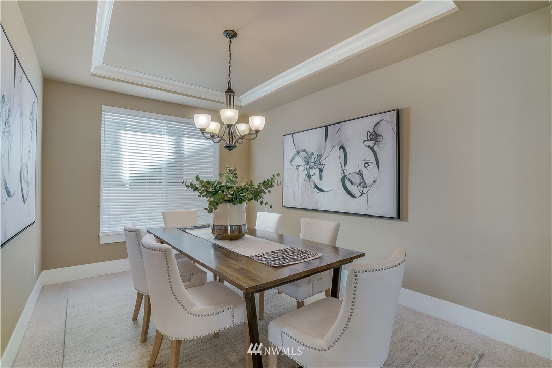 5221 Northeast 9th Place Renton, WA 98059 - Photo 6 of 25 Gallery Image 6