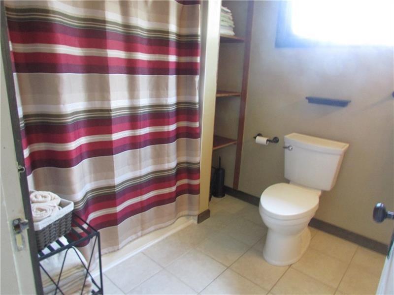 10740 Old Trail Road Irwin, PA 15642 - Photo 15 of 25 Gallery Image 15