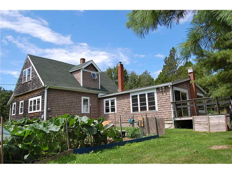 39 Courjon Road Boothbay, ME 04537 - Photo 1 of 20 Exterior Front.