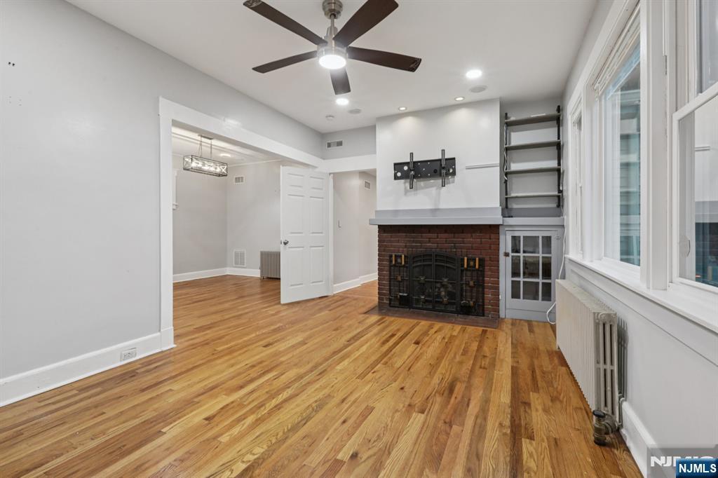 56 Gordon Street Ridgefield Park, NJ 07660 - Photo 6 of 38