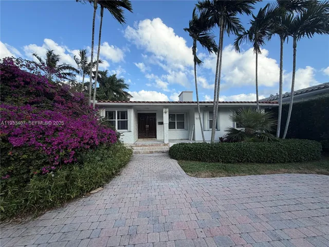 $16,000 | 5371 North Bay Road, Miami Beach, FL 33140