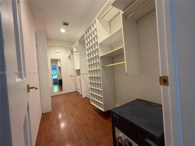 $16,000 | 5371 North Bay Road, Miami Beach, FL 33140