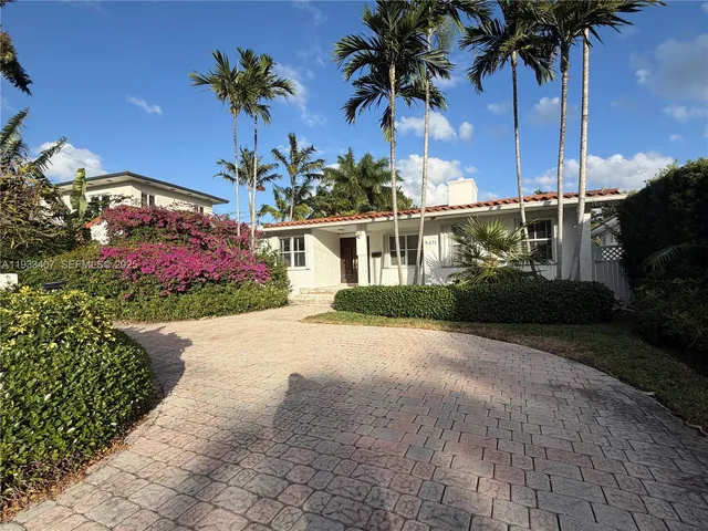 $16,000 | 5371 North Bay Road, Miami Beach, FL 33140