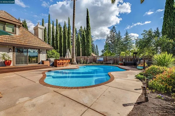 $2,699,000 | 409 Full Moon Way, Danville, CA 94506