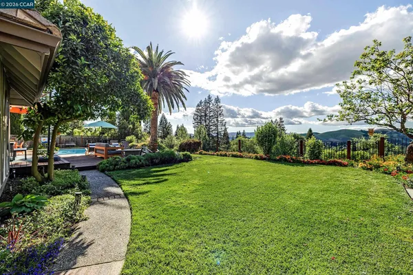 $2,699,000 | 409 Full Moon Way, Danville, CA 94506