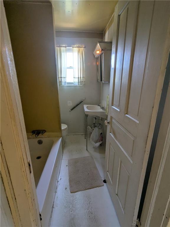 252 Oak Street Indiana, PA 15701 - Photo 16 of 21 Bathroom on 2nd floor