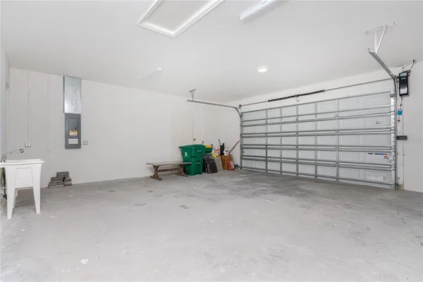a view of a livingroom with an empty space