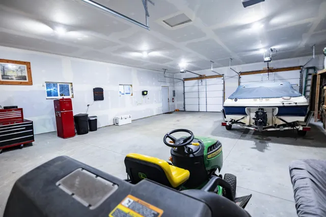 $389,900 | 36915 Oak Point Drive, New York Mills, MN 56567