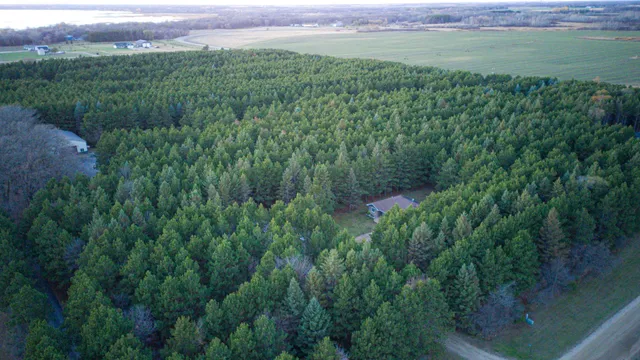 $389,900 | 36915 Oak Point Drive, New York Mills, MN 56567