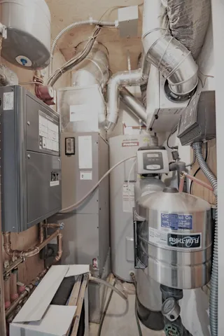 $389,900 | 36915 Oak Point Drive, New York Mills, MN 56567