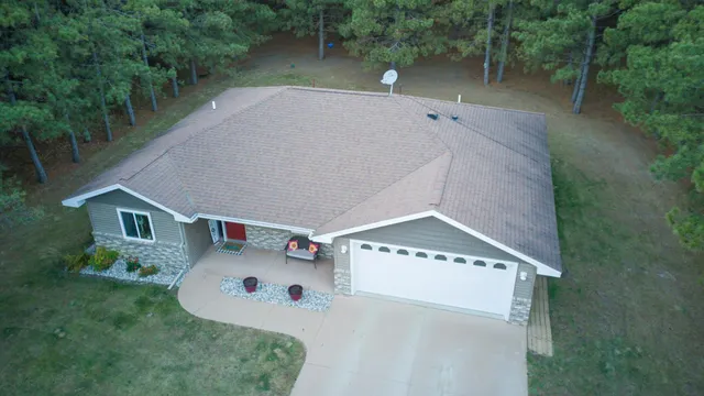 $389,900 | 36915 Oak Point Drive, New York Mills, MN 56567