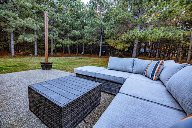 $389,900 | 36915 Oak Point Drive, New York Mills, MN 56567