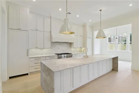 $2,455,000 | 3620 Chestnut Street, New Orleans, LA 70115