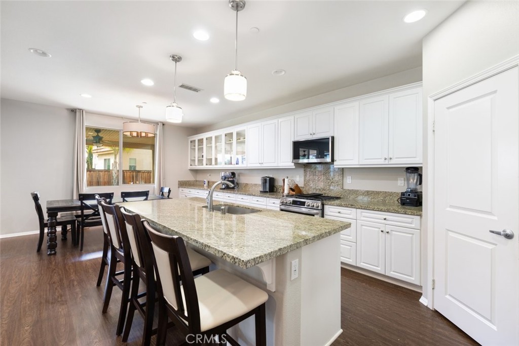25451 Jack Rabbit Lane Corona, CA 92883 - Photo 9 of 44