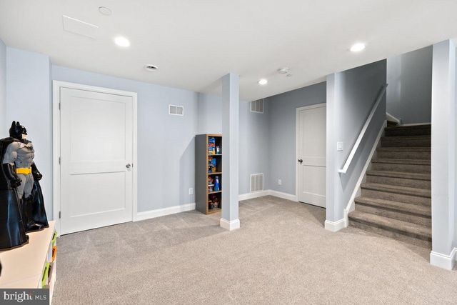 $755,000 | 2027 Julia Drive, Lafayette Hill, PA 19444