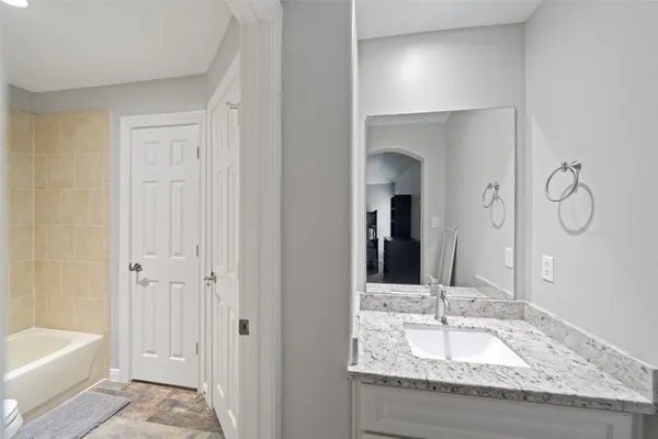 $3,995 | 15619 Stone Gables Lane, Houston, TX 77044