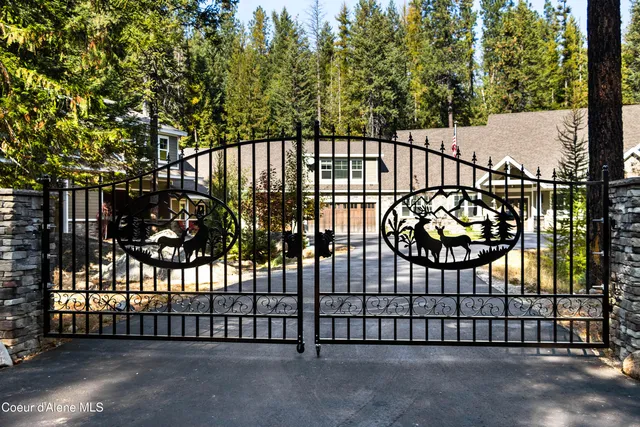 $2,850,000 | 399 Forest Knolls Drive, Sandpoint, ID 83864