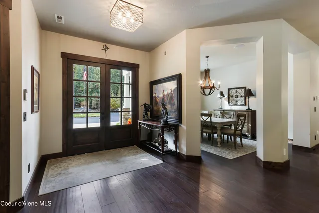 $2,850,000 | 399 Forest Knolls Drive, Sandpoint, ID 83864